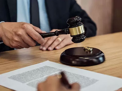 Lawyer For Matrimonial Cases in Borivali